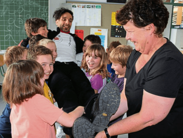 Zirkusprojekt Pressebericht - Clownsnummer