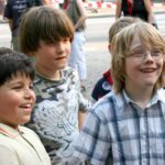 Toussini Mitmachzirkus auf der Straße