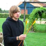 Toussini Zirkus Bogenschießen